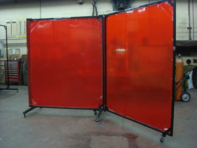 pvcstripcurtains.com welding curtains folded type booth manufacturers in Chennai, supply all over Indian Market